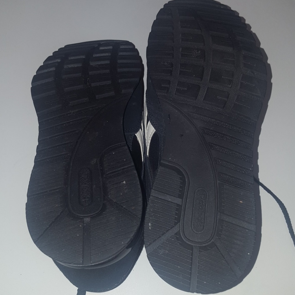NWOT kids Reebok - Picture 5 of 5